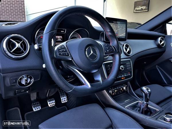 Mercedes-Benz GLA 180 d AMG Line - 18