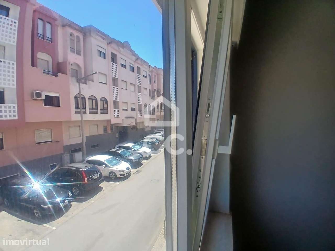 APARTAMENTO T2 PARA VENDA EM CORROIOS-19