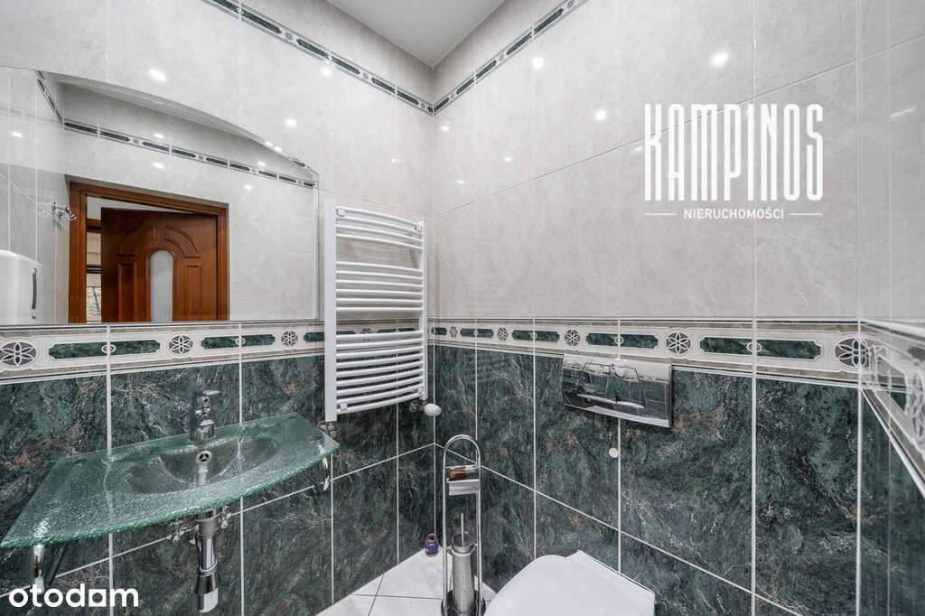 Przestronny dom w dogodnej lokalizacji-16