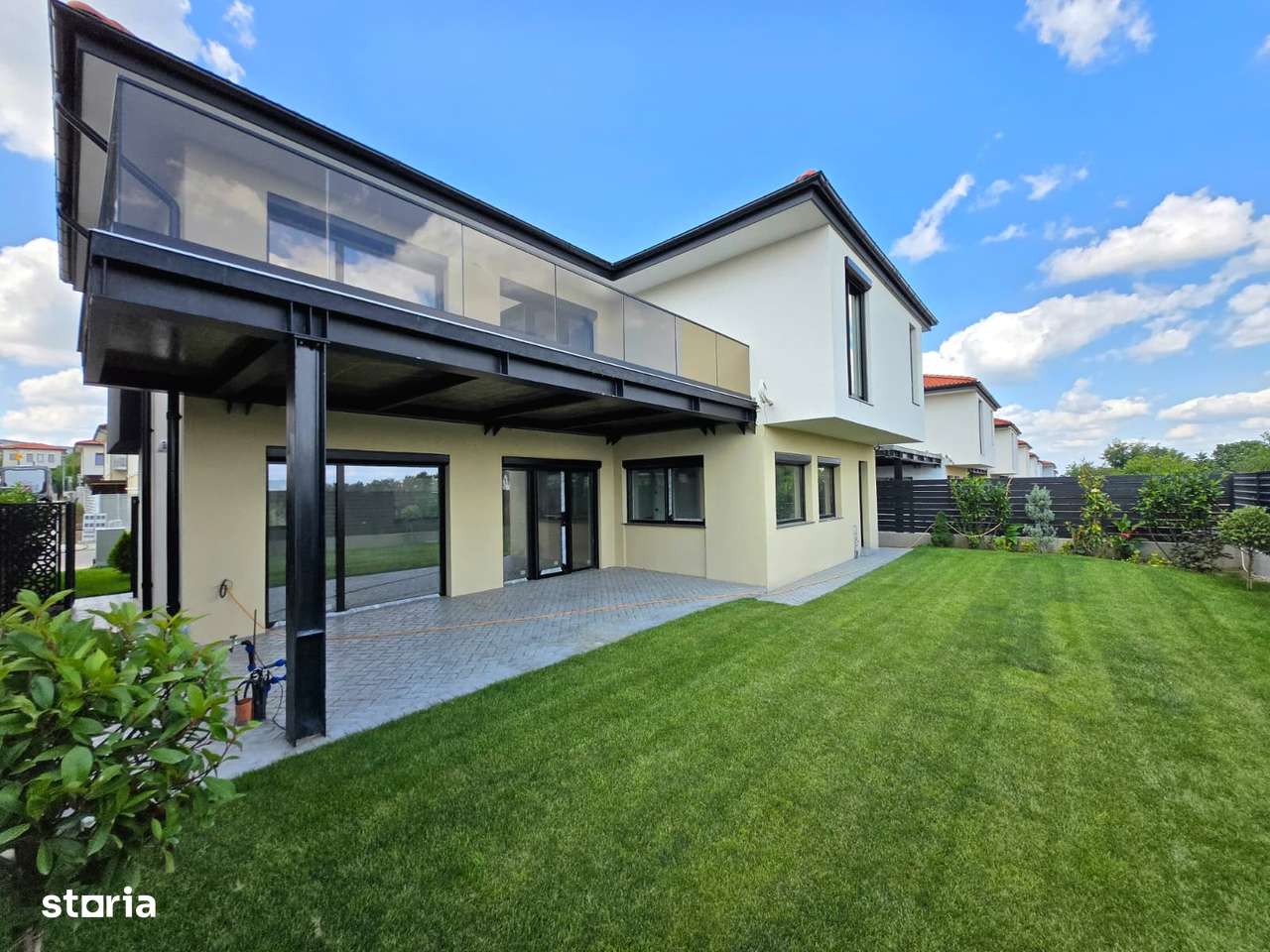 Casa individuala smart,ESQ Village 3,model nou 170 mp,3 bai,2 balcoane - Imagine principală: 2/20