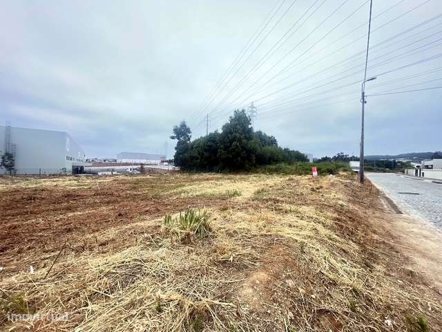Terreno com 606m2, localizado próximo do Centro de Canelas!-14