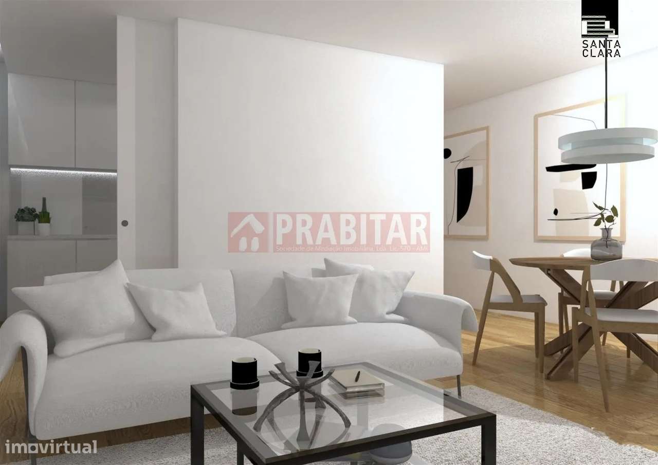 Em Santa Clara, T1 em Condomínio Fechado com Piscina e Jardim-13