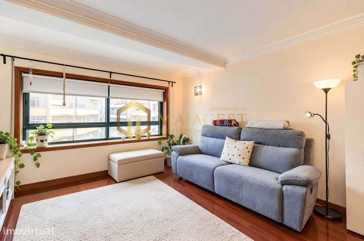 Apartamento T2+1 com Suite e Varanda no Centro de Gaia-9