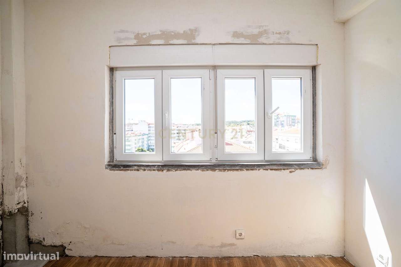 Apartamento T2 em remodelação | Casal de São Brás | Amadora-23