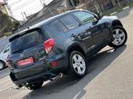 Toyota RAV4 2.2 D-4D Luxury - 10