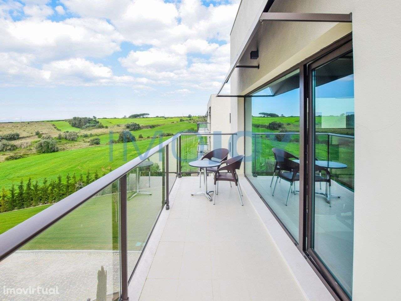 Apartamento T2 em condomínio