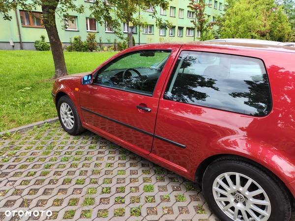 Volkswagen Golf IV 1.4 Comfortline - 2