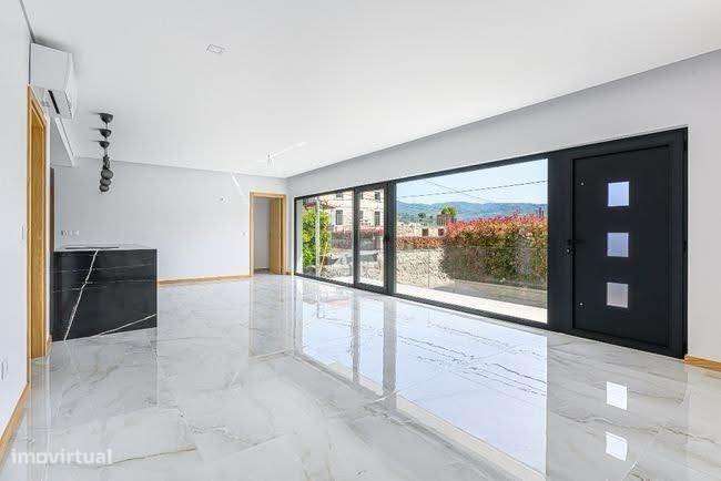 Excelente Moradia T3 no Lugar de Sá - Souto, Terras de Bouro.-1