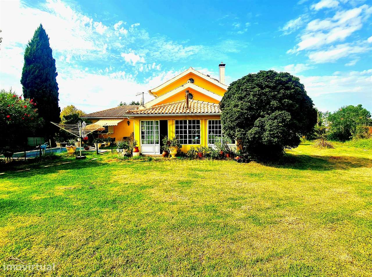 Moradia >=T10 Venda em Azeitão (São Lourenço e São Simão),Setúbal-0