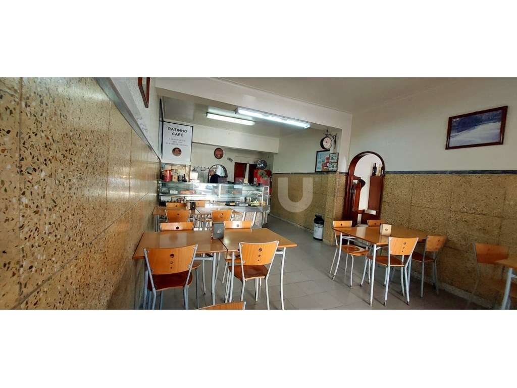 Café/Restaurante com História em Cavadas - Grande imagem: 4/27