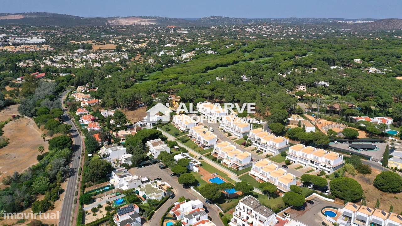 Moderna moradia V3 perto do Golfe e a 2.5km da marina de Vilamoura, Al - Grande imagem: 5/30