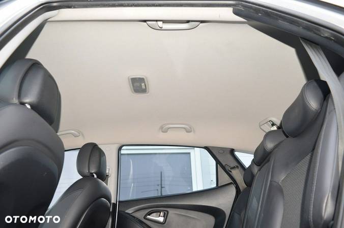 Hyundai ix35 1.7 CRDi Comfort 2WD - 29