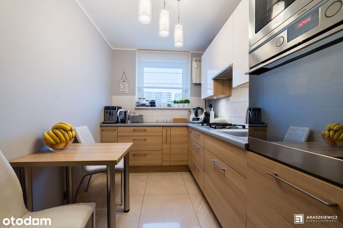 KOMFORTOWE 4-pokojowe mieszkanie z osobną kuchnią i dwiema LOGGIAMI!