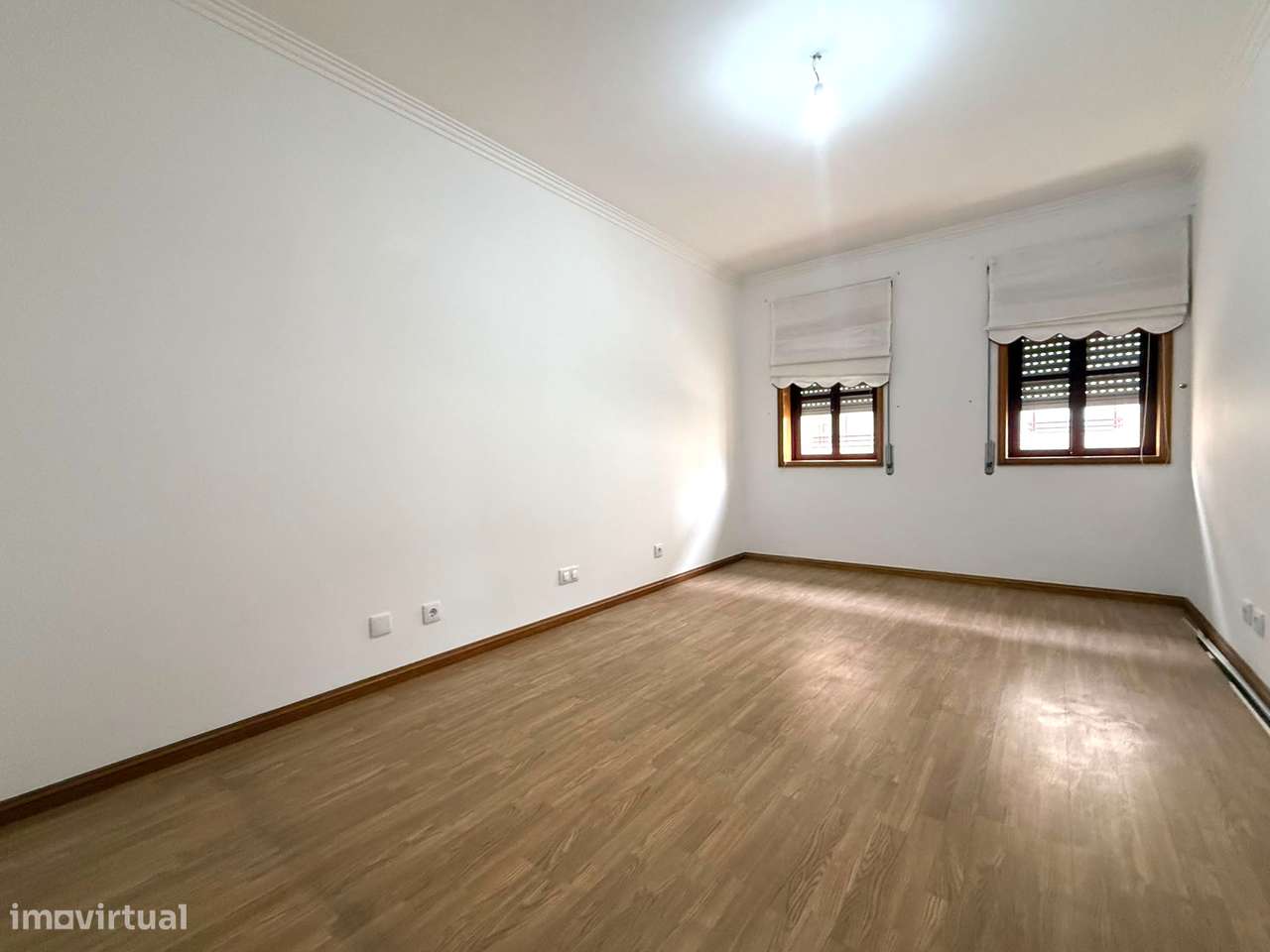 Apartamento T3 com Suíte, Varanda e Garagem – Praia do Furadouro-10