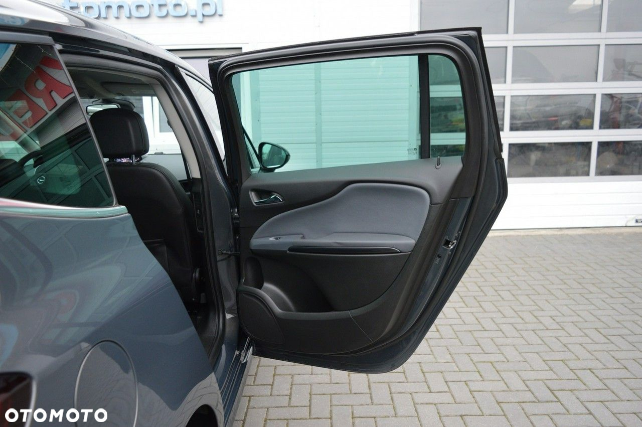 Opel Zafira 2.0 CDTI Cosmo - 37