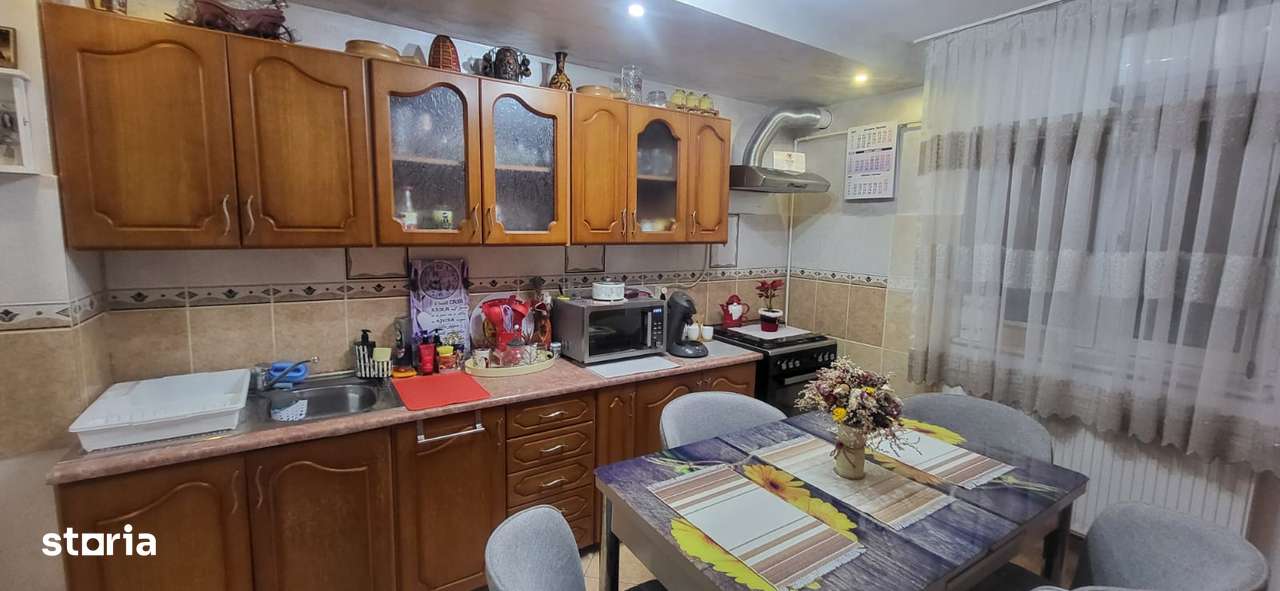 Apartament 3 camere,parter – Zona Piața Centrala-14