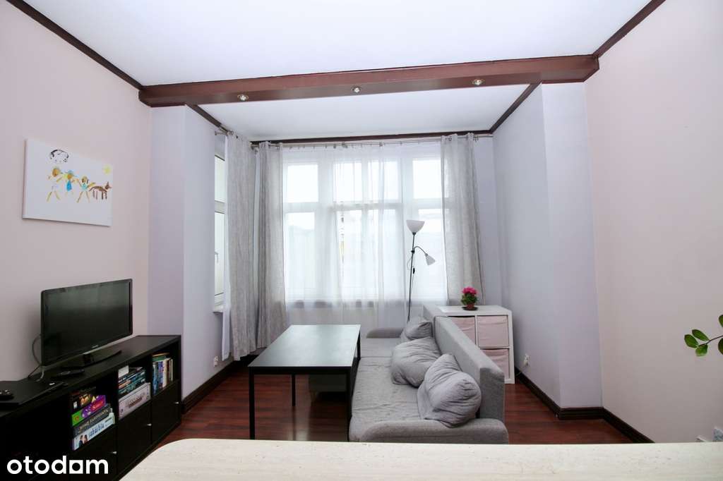 Przestronne 2 pokoje w centrum miasta - Pełny obrazek: 2/7