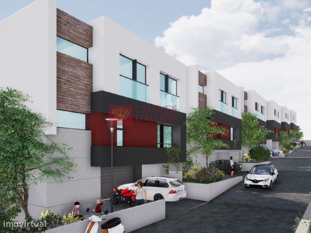 MAFRA - T4 COM PISCINA PRIVATIVA, JARDIM E GARAGEM - A 5 MINUTOS DO...-3