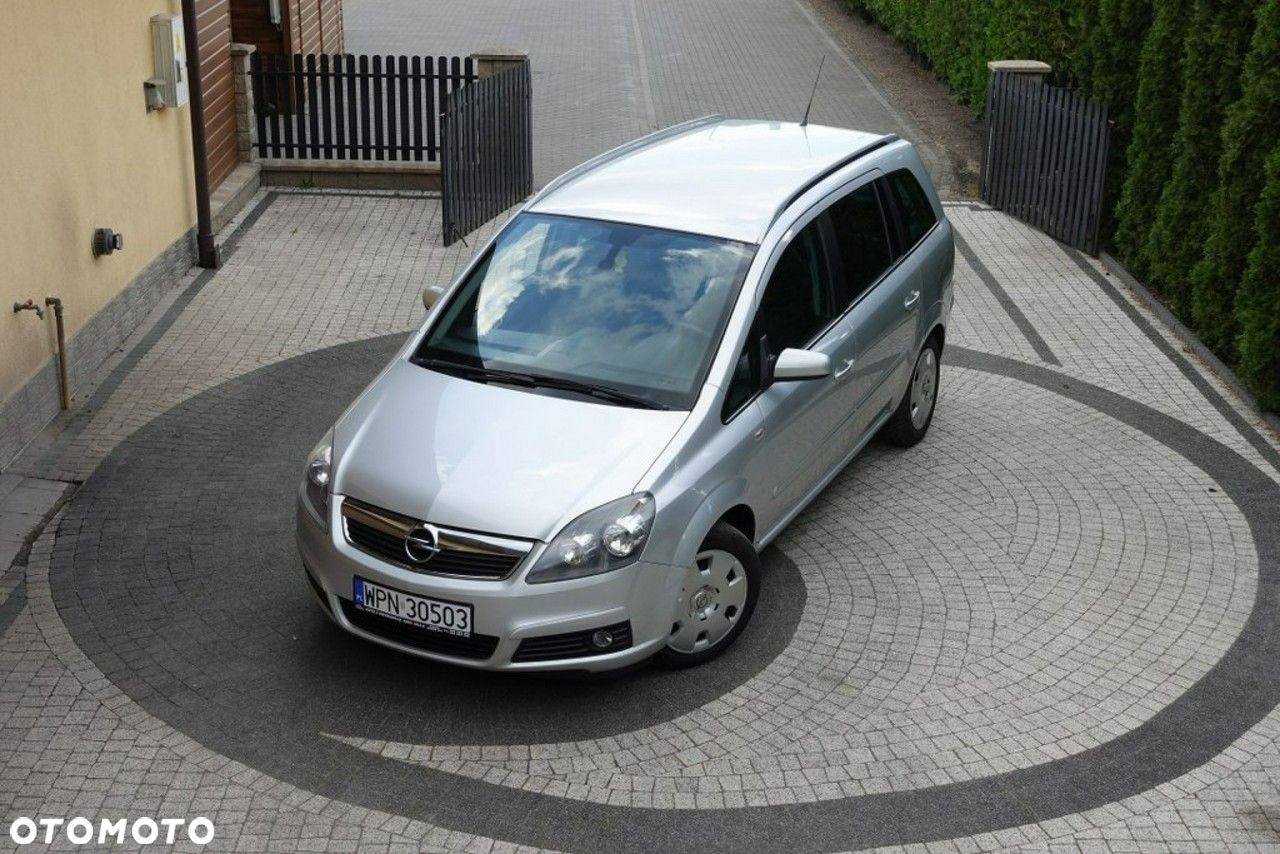 Opel Zafira - 18