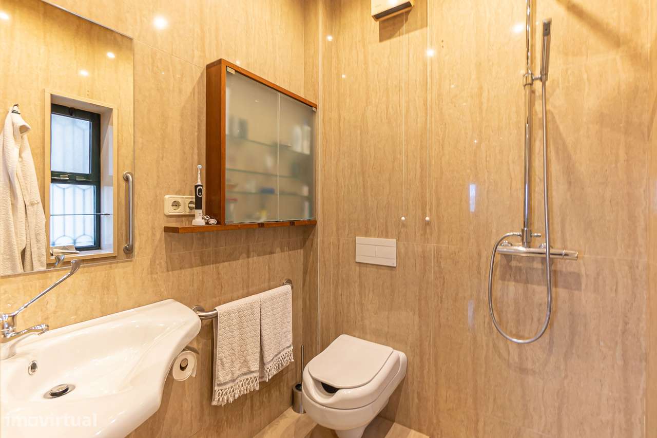 Moradia T3+1 Renovada com Vista Mar | Esmoriz-20