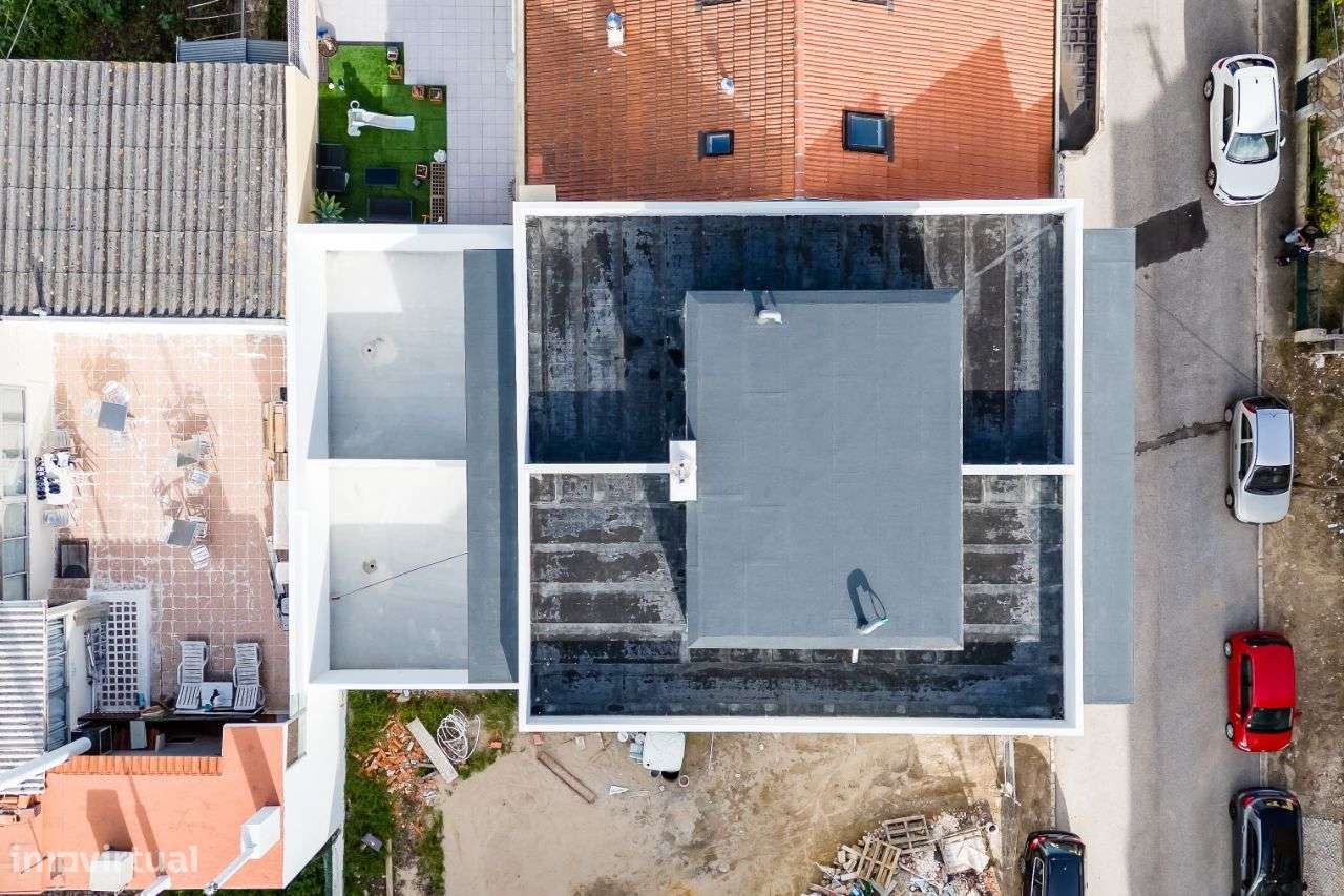 Moradia T3 Famões | Nova | Garagem | Terraço-19