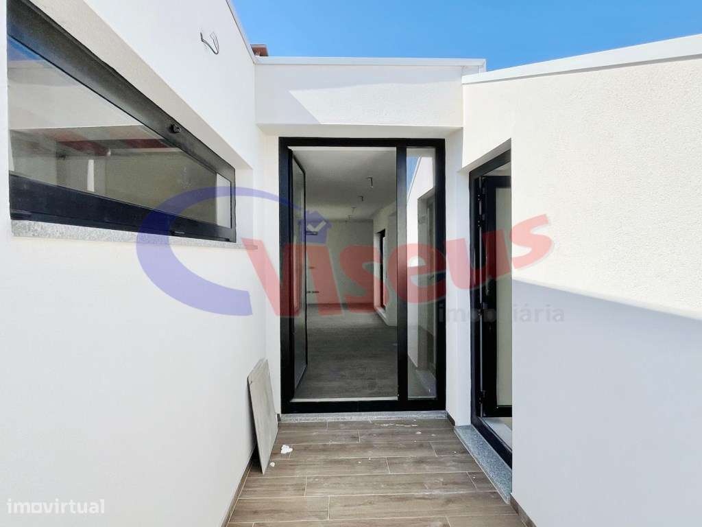Apartamento T1 Penthouse com terraço.-24