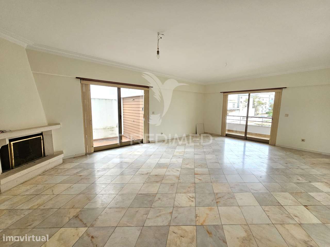 Exclusiva Moradia T6 com garagem e jardim em Oeiras - Grande imagem: 2/34