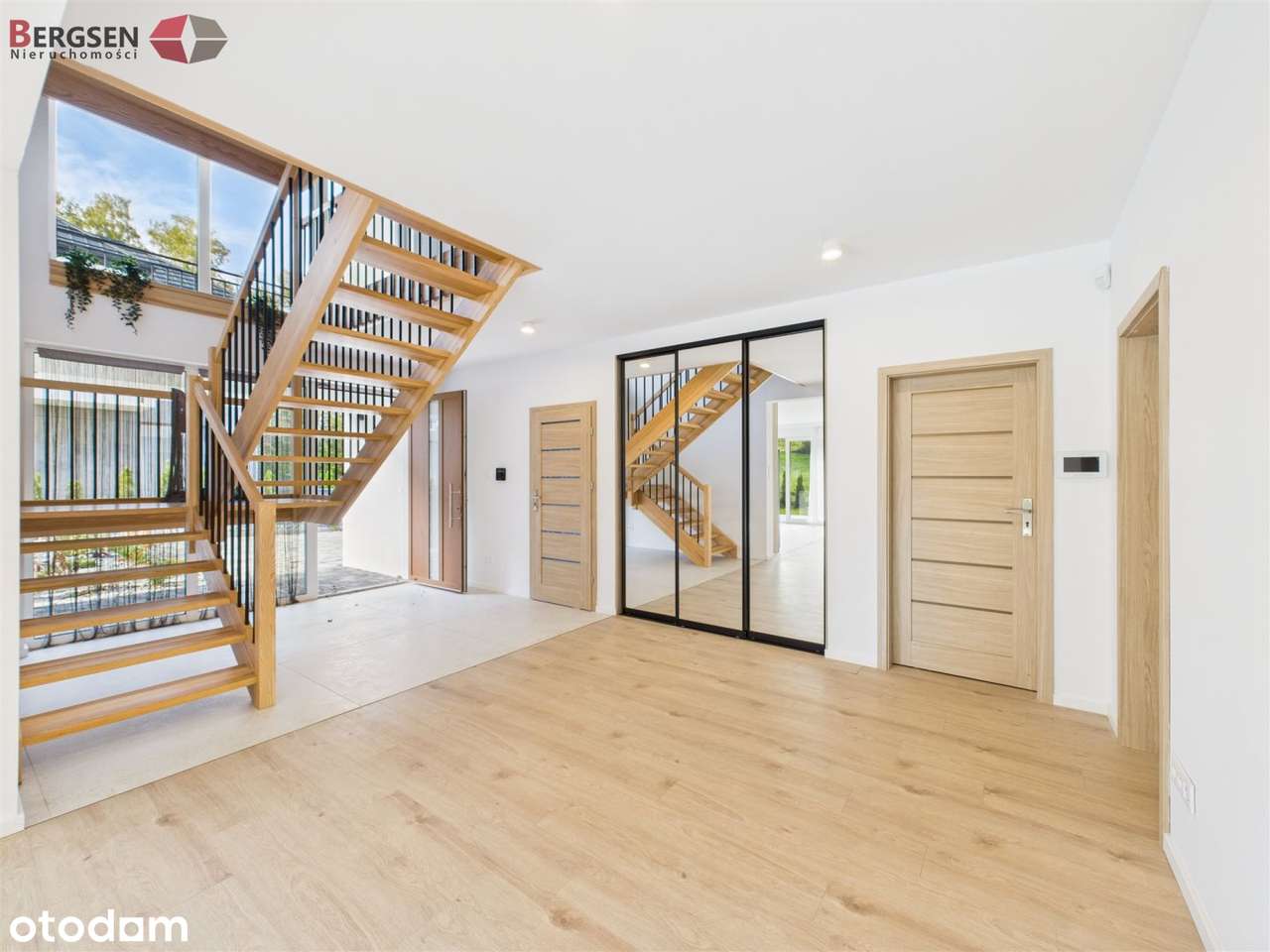 Nowoczesny, klima, alarm, przy lesie - Pełny obrazek: 4/20