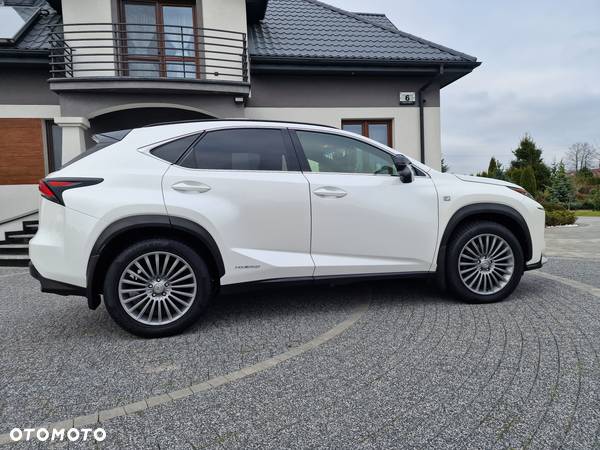 Lexus NX 300h Limited Edition - 5