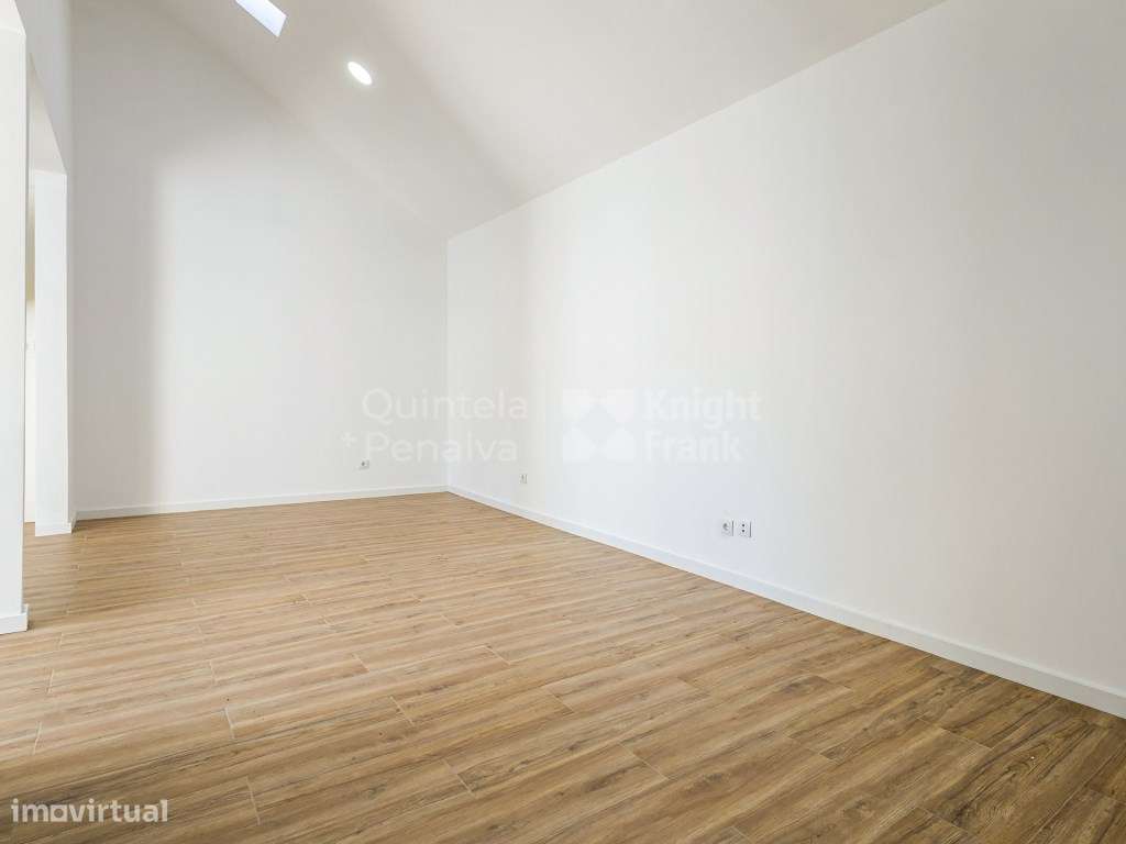 Moradia T2 com logradouro para arrendar no Barreiro - Grande imagem: 5/24