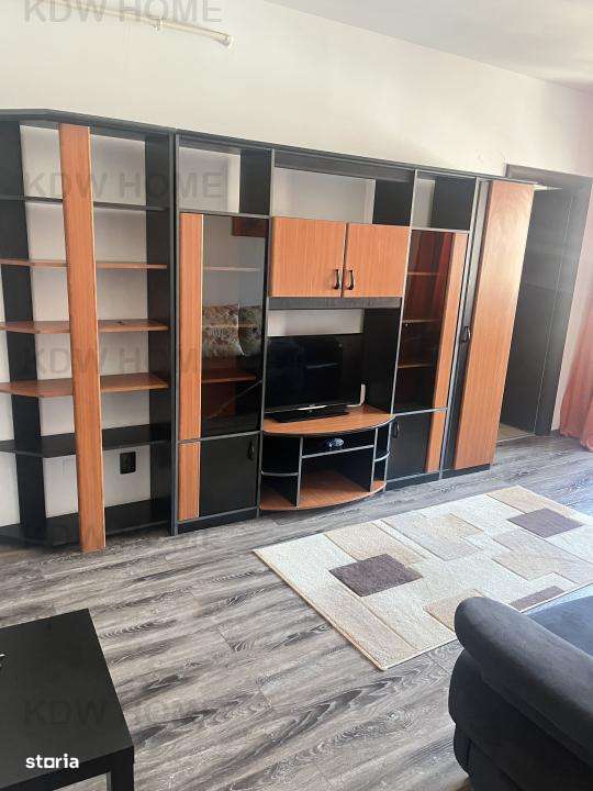 Garsoniera zona Fundeni - Imagine principală: 3/9