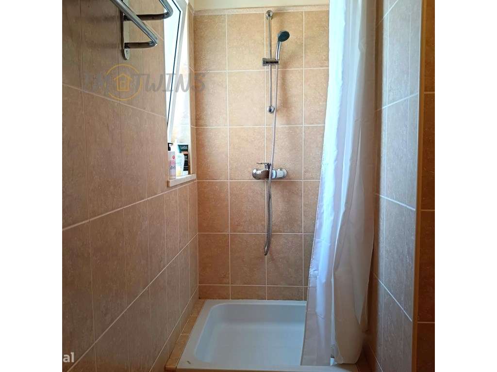 Moradia com piscina e jardim em Carvoeiro-34