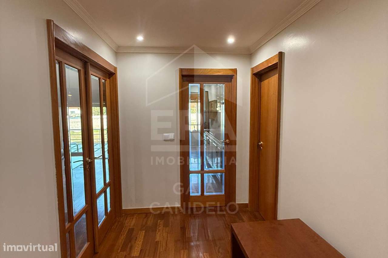 T1 mobilado | Cond. Fechado | Praia de Lavadores - Grande imagem: 4/12