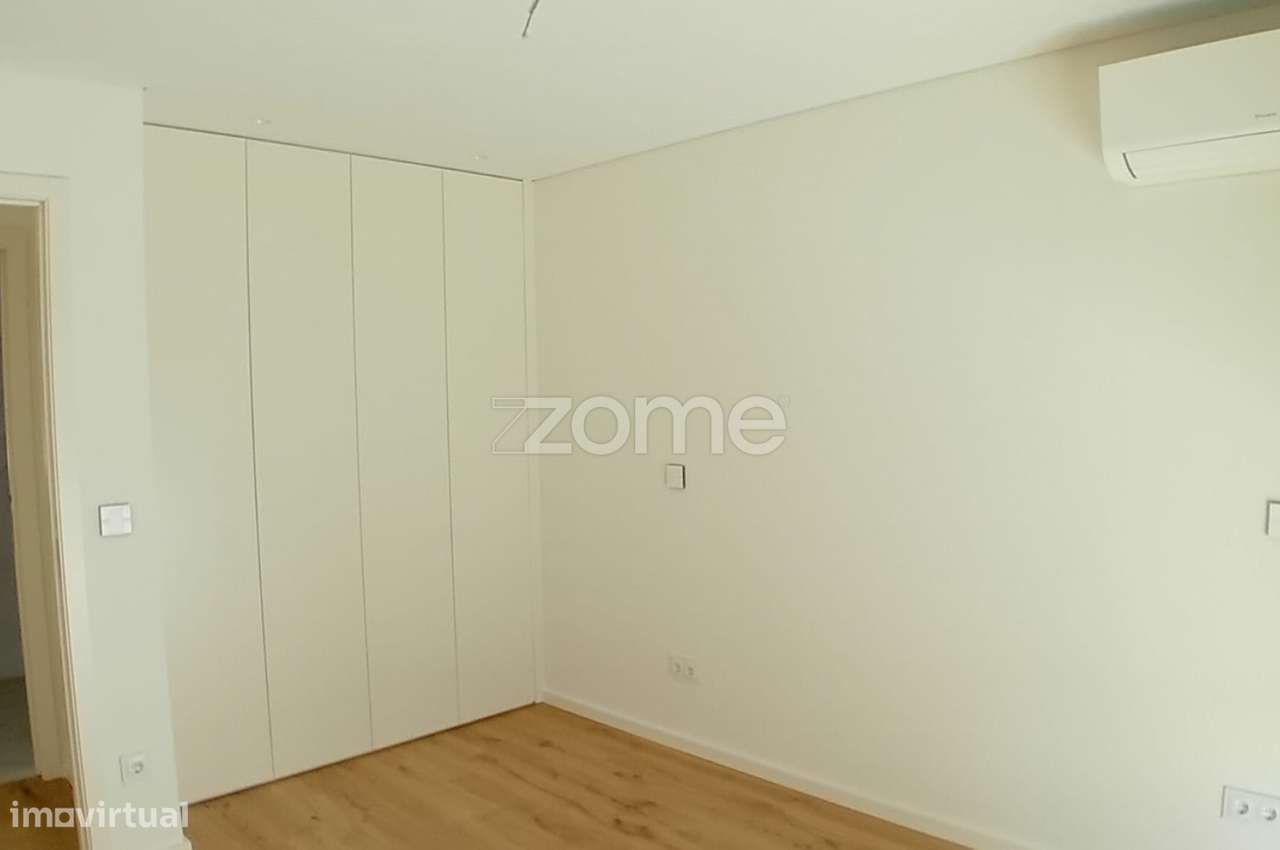 Apartamento T1 / Em construção / - Grande imagem: 1/15