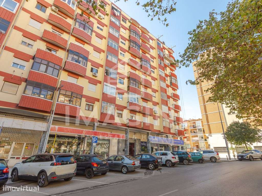 Apartamento T2 para venda na Avenida de Angola, Bairro do Liceu, Se...-24