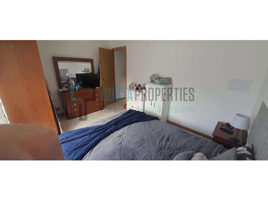 Excelente Oportunidade | Apartamento T4 em Zona Residencial - Grande imagem: 5/22