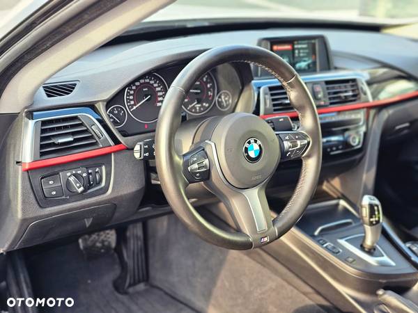 BMW Seria 3 320i Sport Line sport - 23