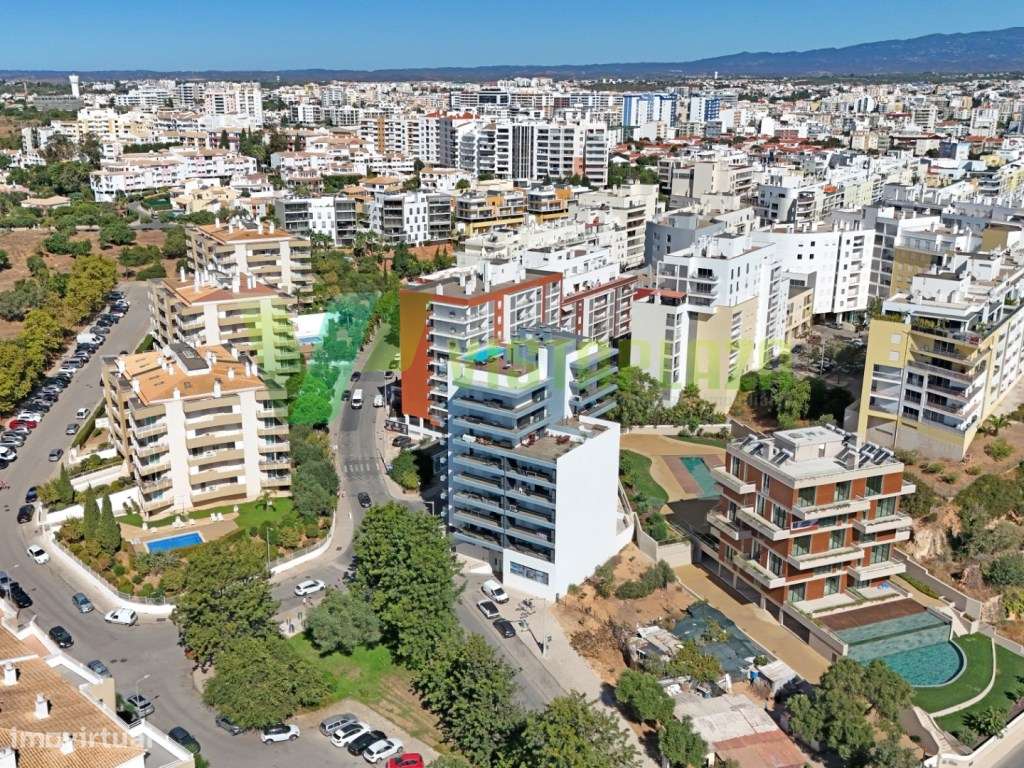 Apartamento T3 com piscina e garagem nos Terraços do Sul - Encosta ...-32