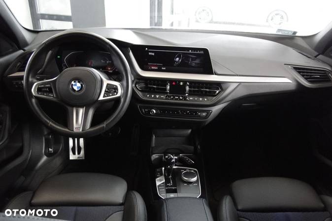 BMW Seria 1 - 17