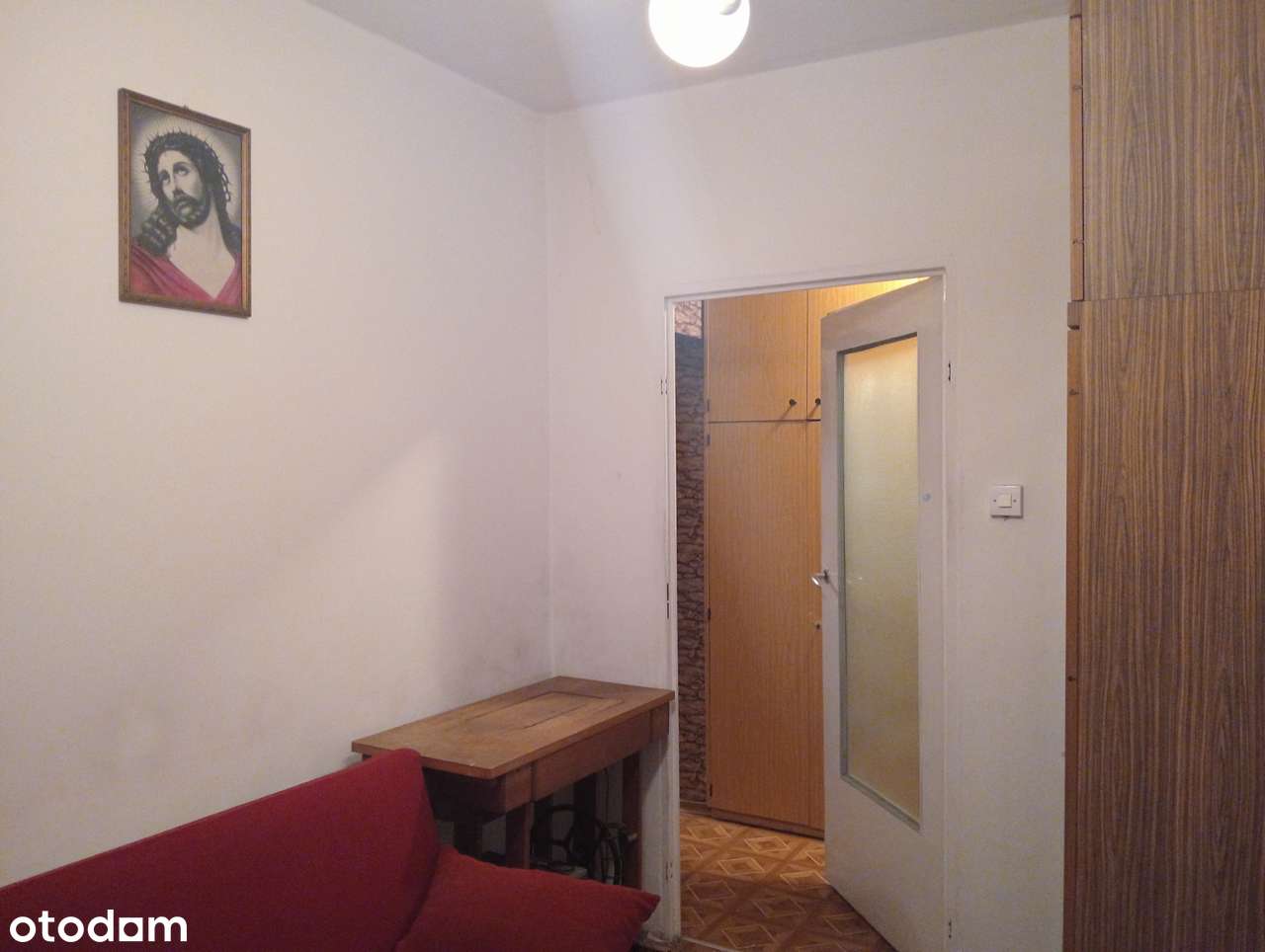 *Trzy pokoje, układ dwustronny, kameralny blok*-2