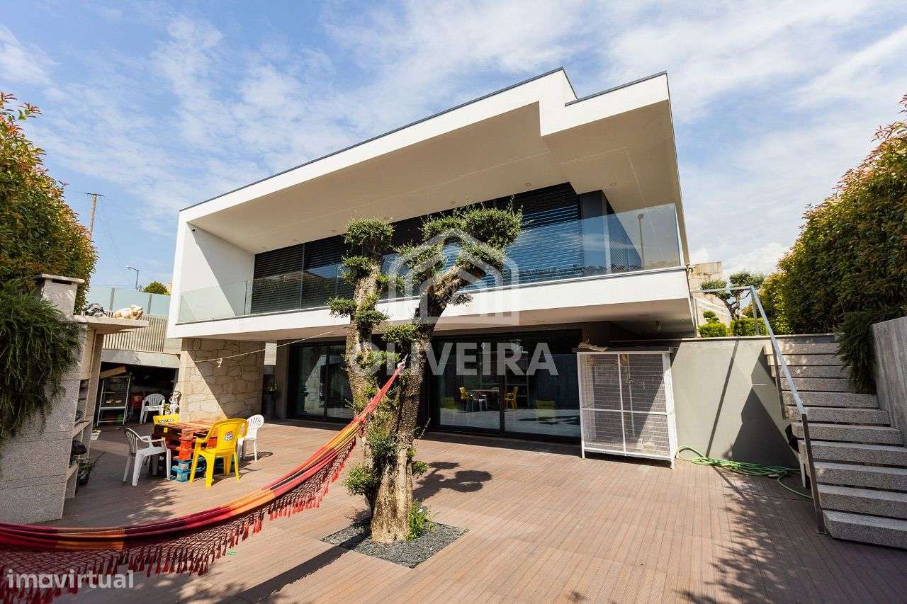 Moradia Térrea de Luxo em Barcelos-43