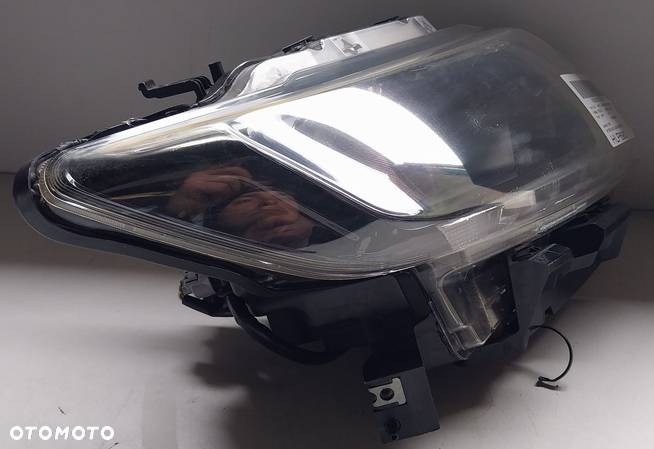 Lampa przód prawa Nissan Rogue 2016 - 5