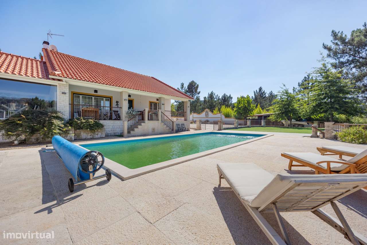 Moradia T2+2 | Piscina e Jardim | Vista Rio Zezêre | Dornes-32