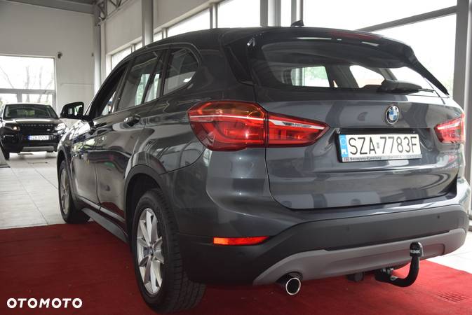 BMW X1 sDrive18i xLine - 29