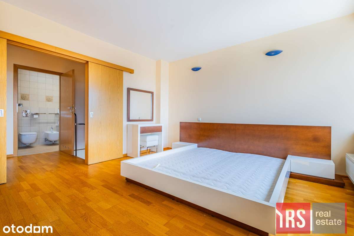 Dwupoziomowe mieszkanie, gotowe do wprowadzenia-7