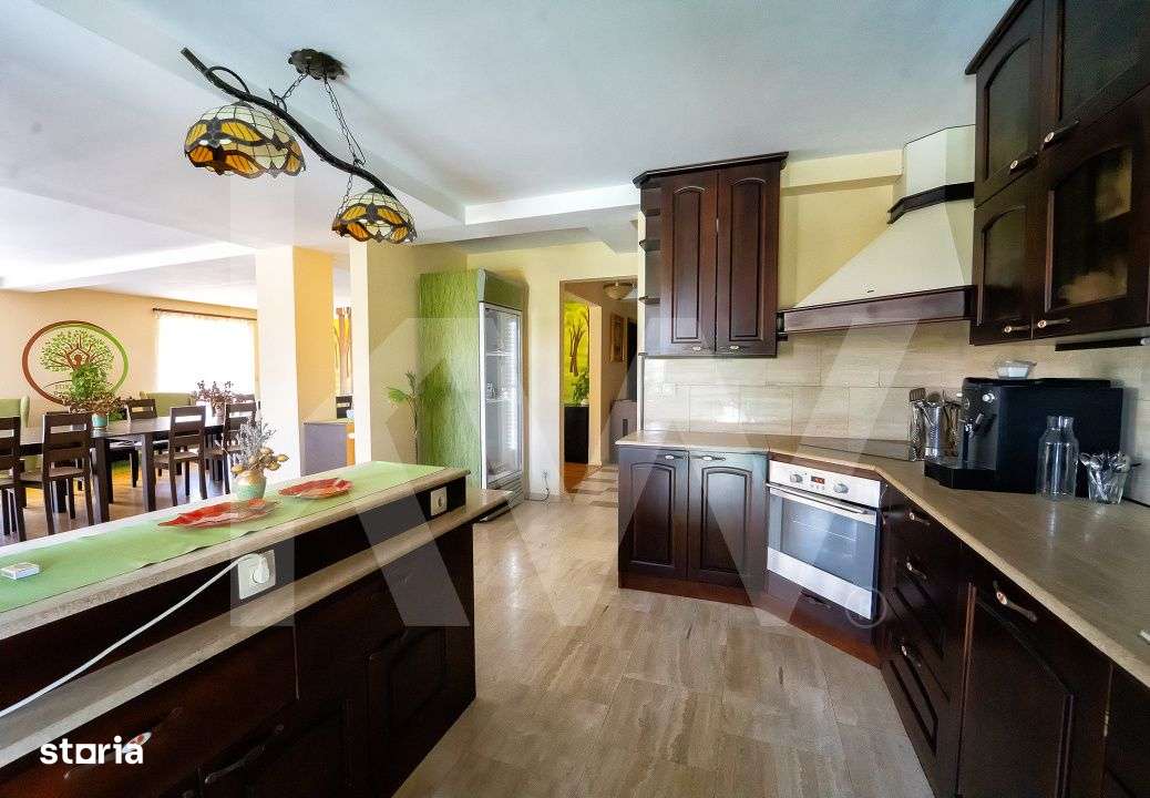 Vila exclusivista cu piscina si panorama de vis Cisnadioara - Imagine principală: 5/19