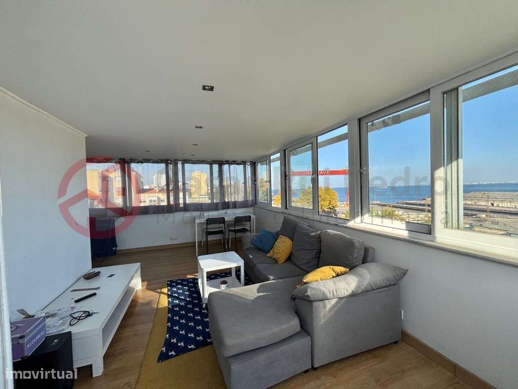 Apartamento T2 com vista Rio, na Quinta da Alegria, Cacilhas, Almada - Grande imagem: 5/15