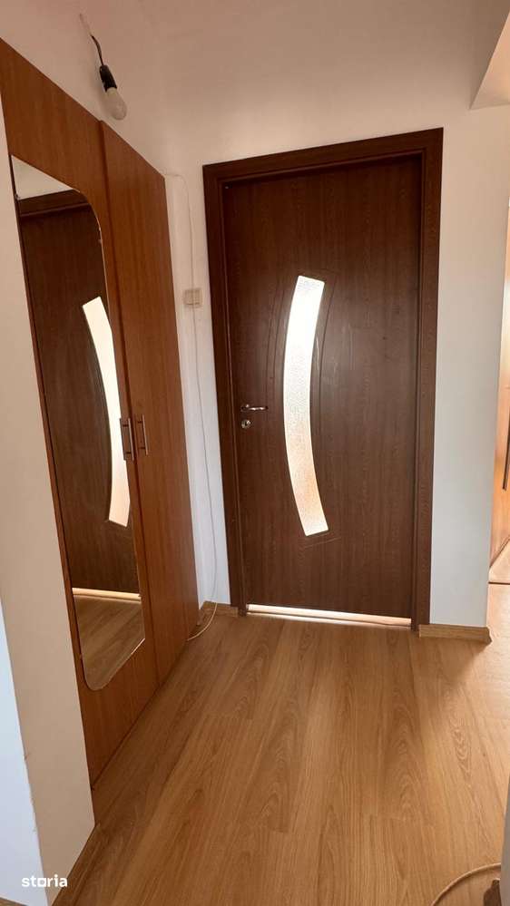 Apartament 3 camere, finisat, ideal locuit.  Zona Unitatea Militara - Imagine principală: 5/5