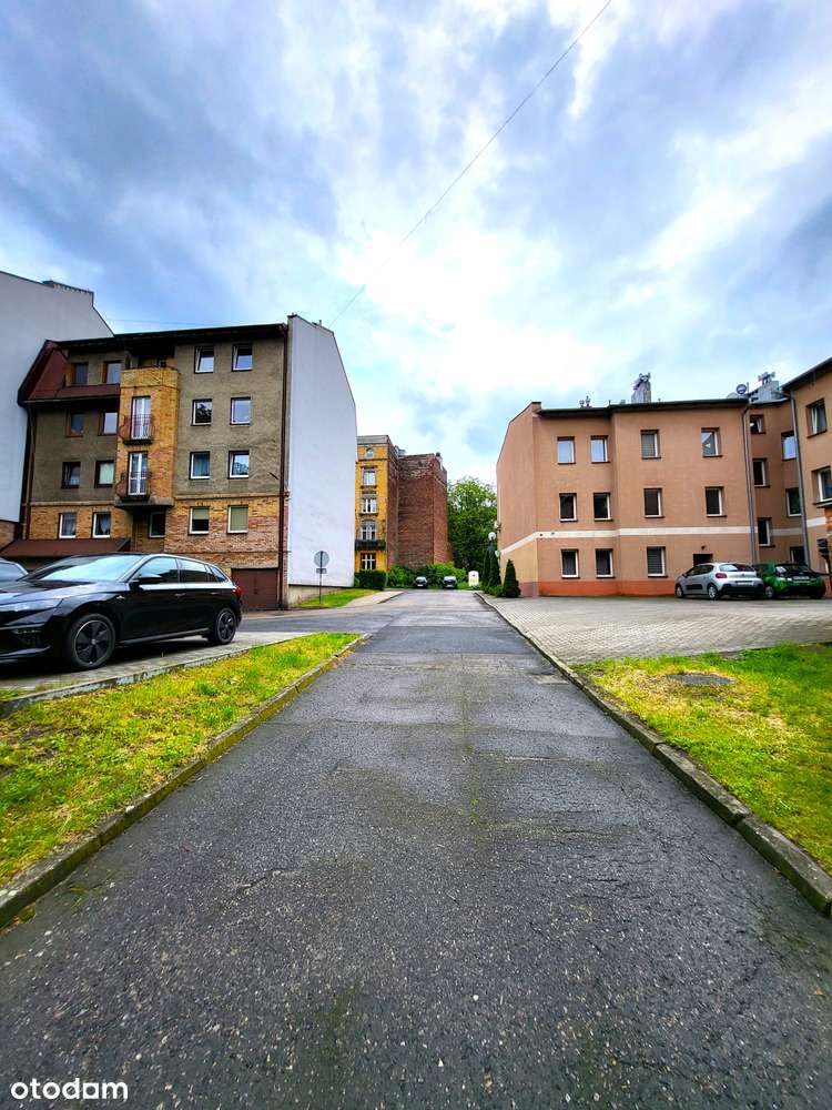 Śródmieście-3 pokoje-1 piętro-widok na PARK!-9