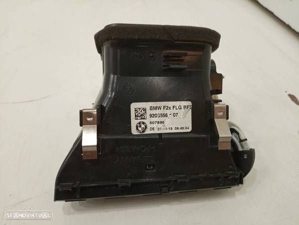 Difusor De Ar Direito Bmw 1 (F21) - 2